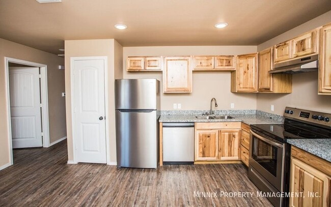 Building Photo - 2402 N Ave O