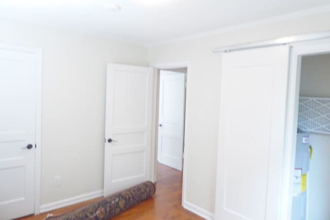 Building Photo - 211 N Bigby Dr