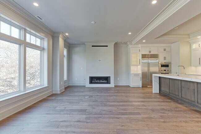 Foto del edificio - 1576 Cherokee Rd