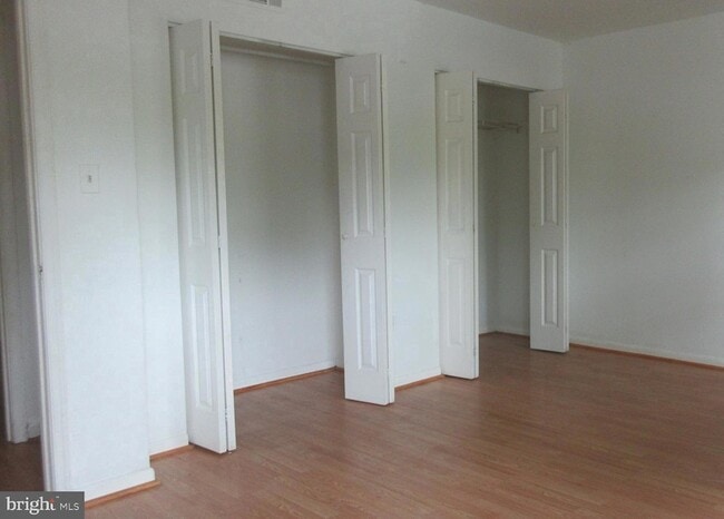 Building Photo - 4419 kentmore Dr