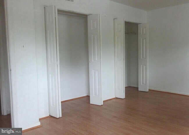 Foto del edificio - 4419 kentmore Dr