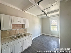 Building Photo - 146 Fairview Ave