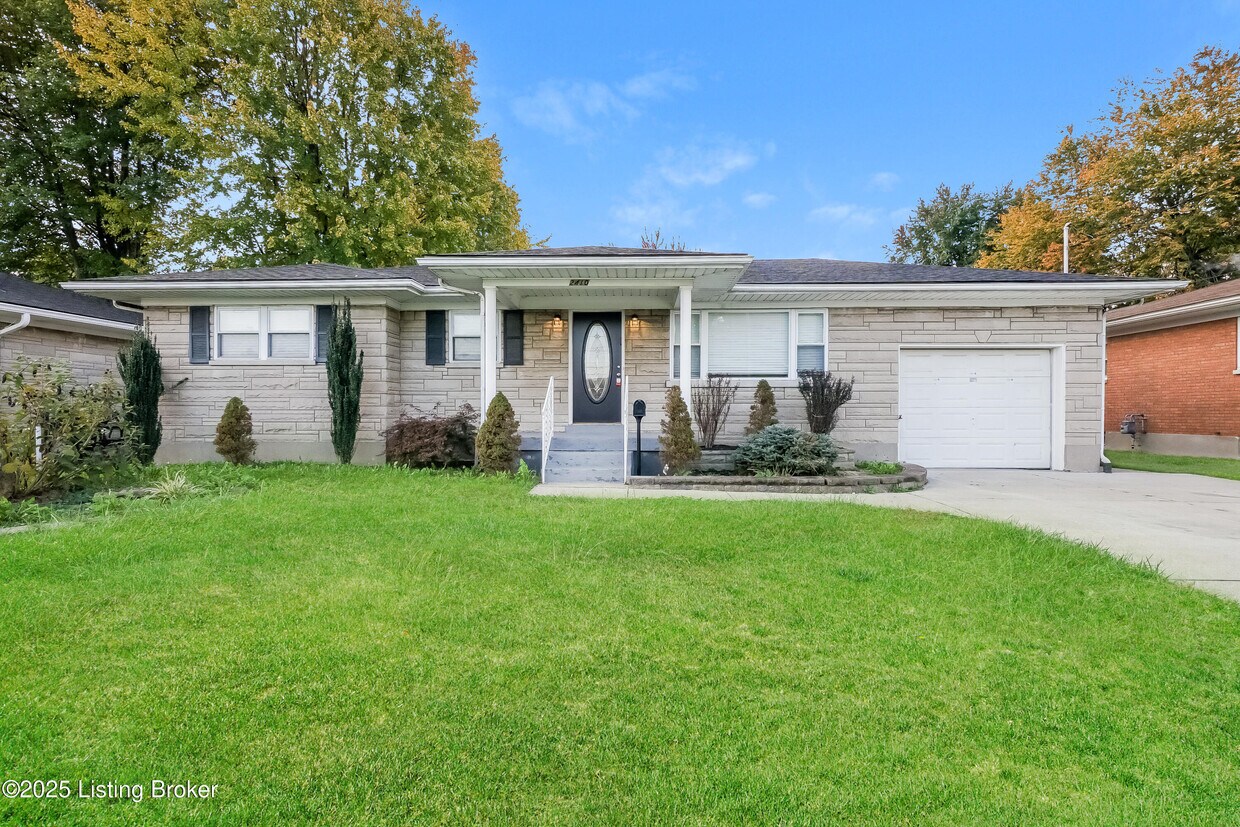 Primary Photo - 2410 Farnsley Rd