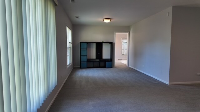 Foto del edificio - 1025 Mayfield Ln