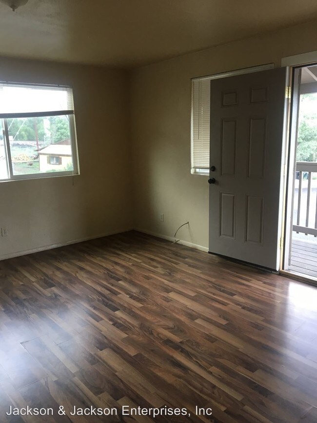 Foto del edificio - 215 Globe St