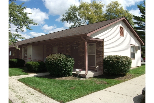 Nice Corner Unit - Meadow View Apartments