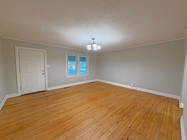 Foto del edificio - 920 N Pickwick Ave