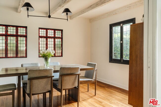 Foto del edificio - 428 N Harper Ave