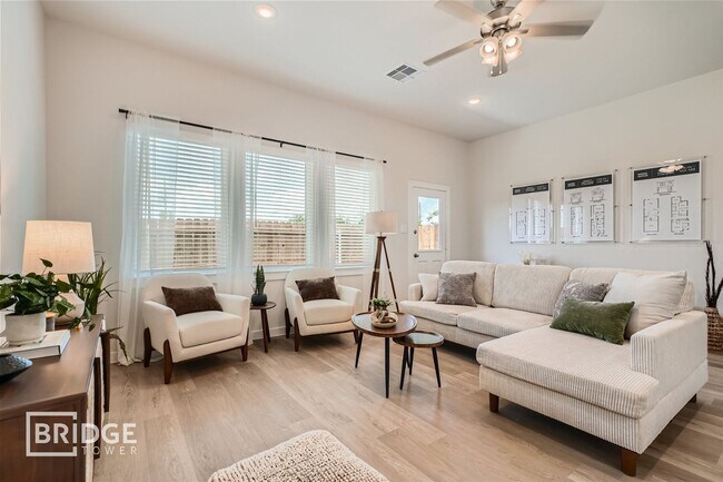 Foto del edificio - WESTON-6435 Pine Heights Drive, Magnolia T...