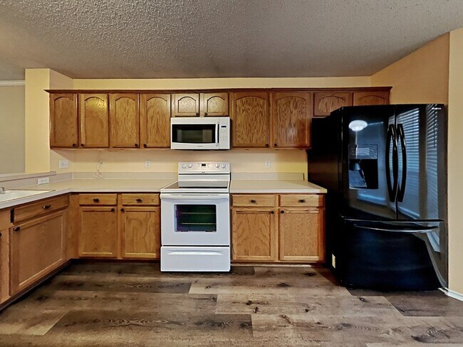 Building Photo - 4105 Freedom Ln