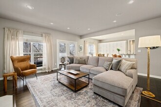 Building Photo - 301 Genesis Dr