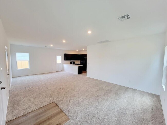 Foto del edificio - 1111 Cattail Ln