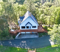 Building Photo - 21540 River Pine Ct