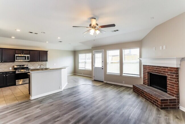 Foto del edificio - 1813 Sparrow Ln
