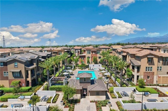 Foto principal - 7368 Solstice Pl