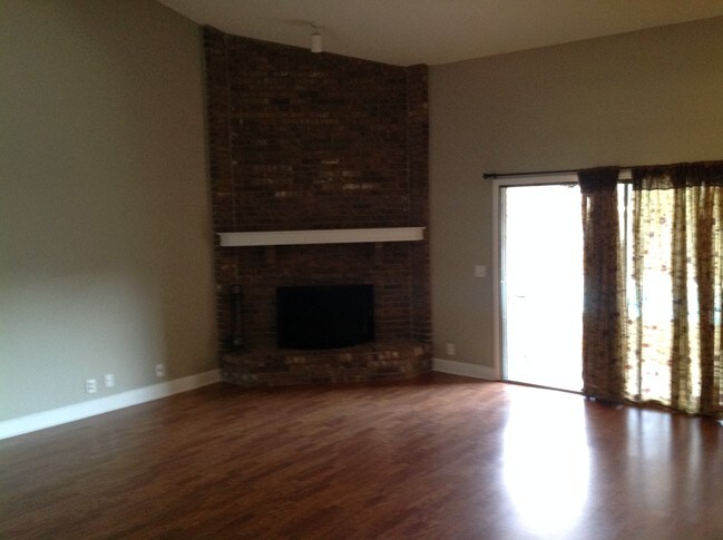 Building Photo - 4120 Pony Express Ln