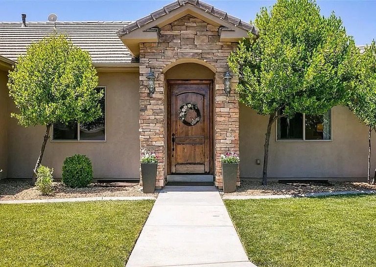 Foto principal - 897 Country Ln