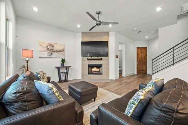 Foto del edificio - 8110 Ranch to Market Rd 2222