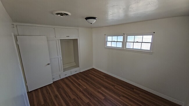 Foto del edificio - 44928 Kingtree Ave