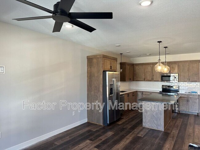 Building Photo - 235 Belgrade Ave