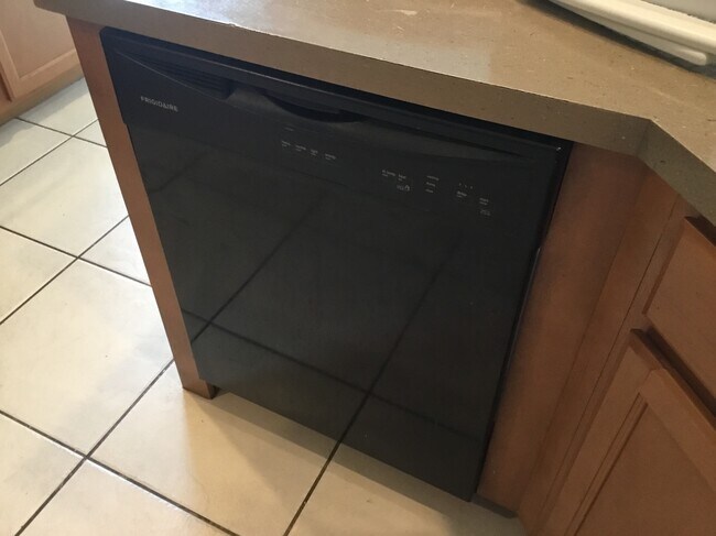 Foto del edificio - 15407 Telford Spring Dr