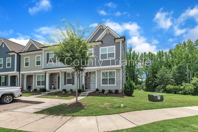 Building Photo - 267 Old Grove Ln