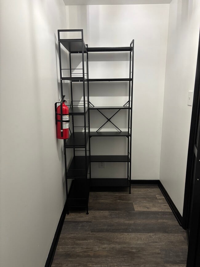 Pantry - 1134 Northampton St