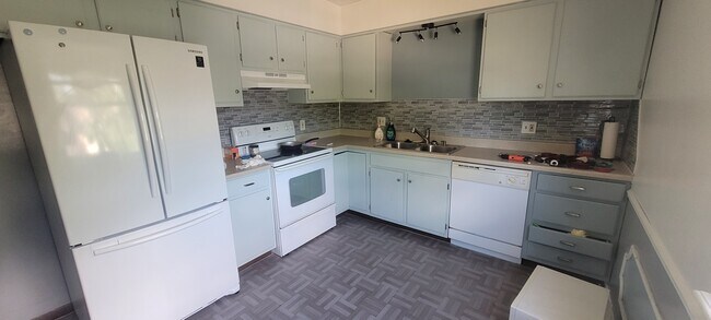 Foto del edificio - 2808 Canarsie Dr