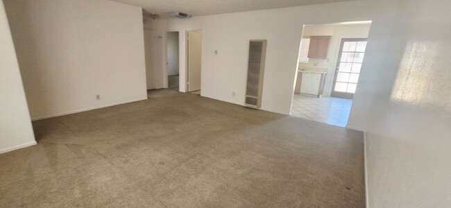 Foto del edificio - Great 2bed/1 bath Single Family Home