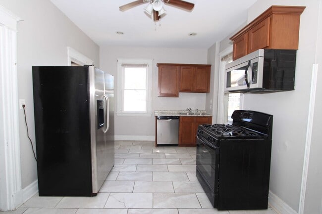 Foto del edificio - 2539-2541 Melrose Ave Norwood OH 45212