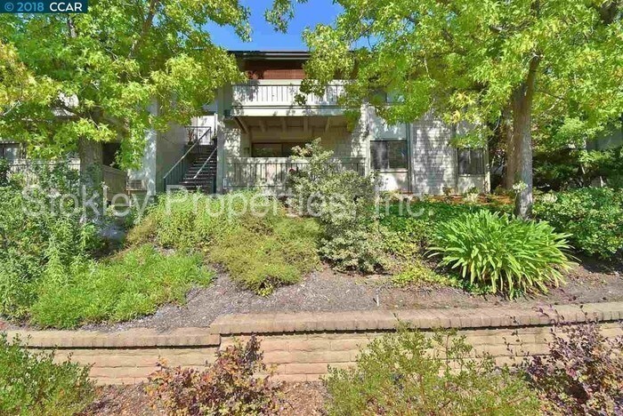Primary Photo - 1483 Marchbanks Dr