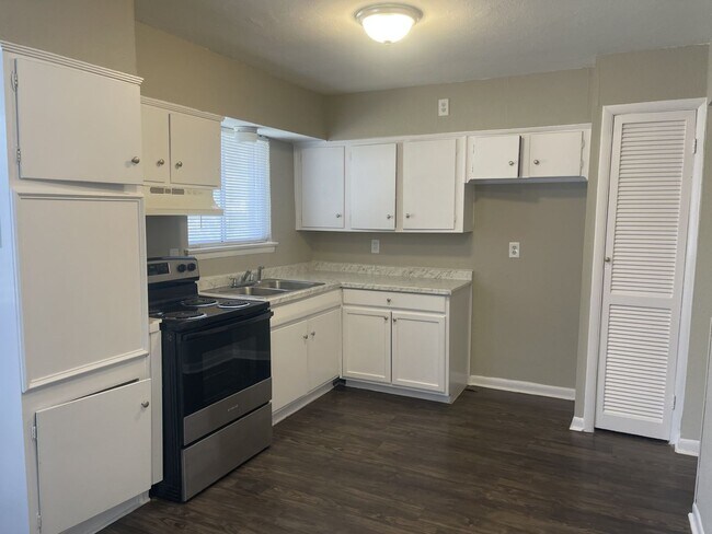 Foto del edificio - 2513 Greenway St