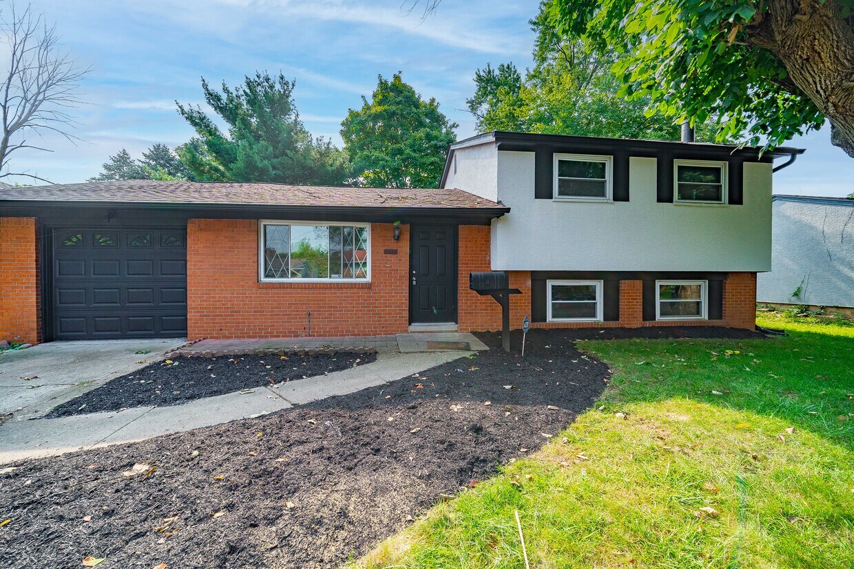 2446 Daily Rd, Columbus, OH 43232 House Rental in Columbus, OH