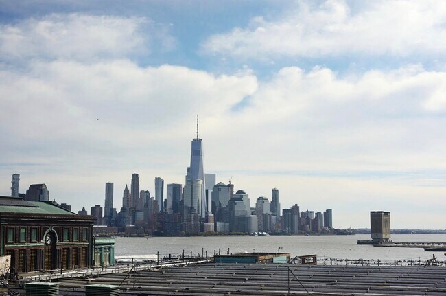 Foto del edificio - 77 River St
