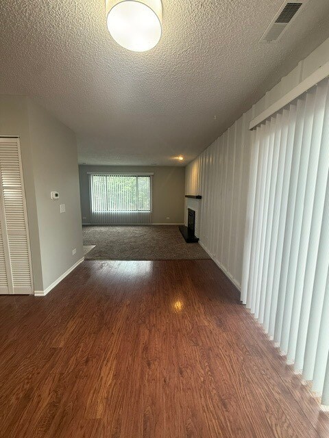 Foto del edificio - 1025 Manchester Ct