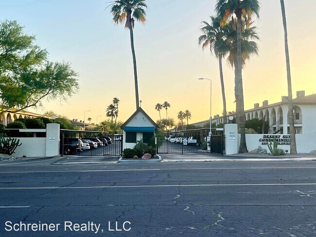 Building Photo - 1 br, 1 bath House - 3270 S. Goldfield #813