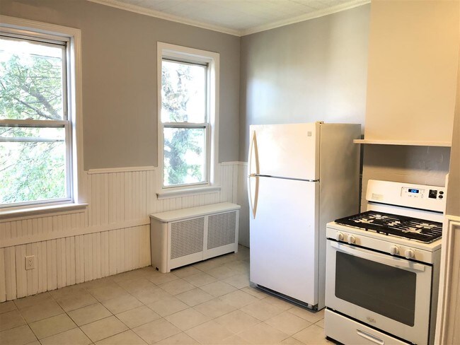 Foto del edificio - 2021 John F. Kennedy Blvd