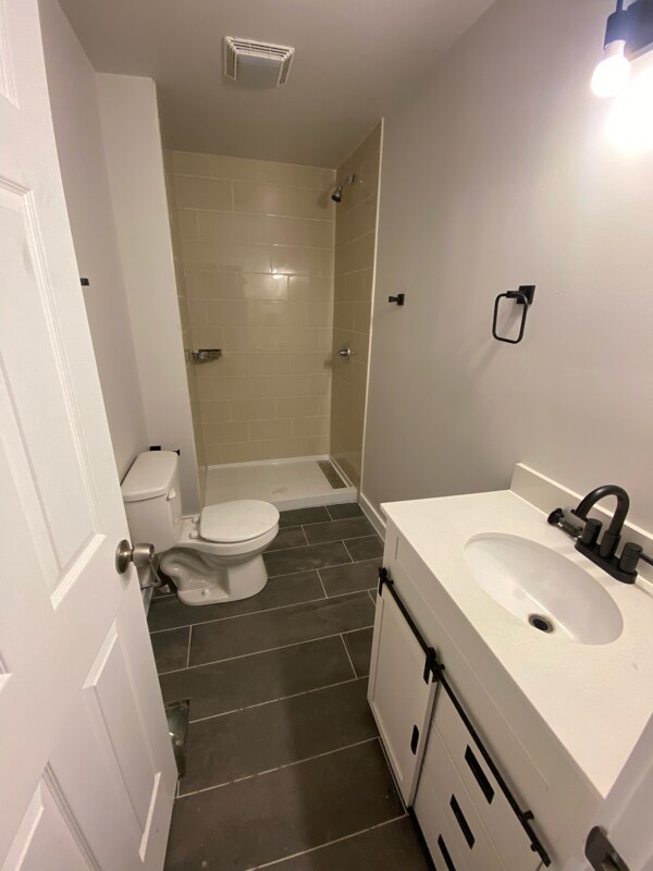 Foto principal - 576 E Fall Creek Pkwy N Dr
