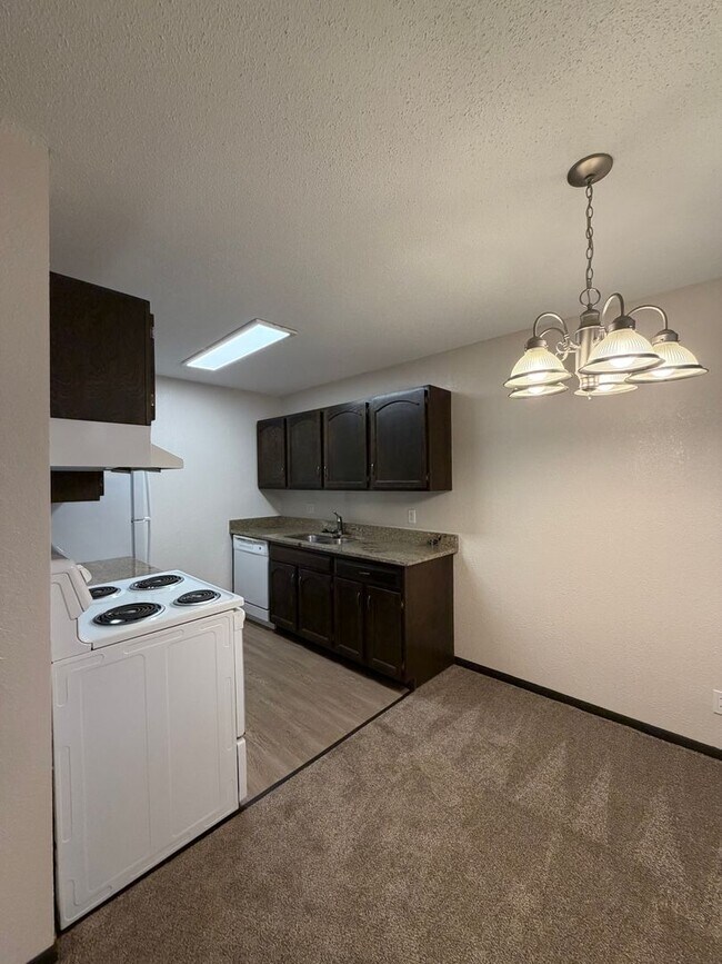 Foto del edificio - 1260 Larpenteur Ave W