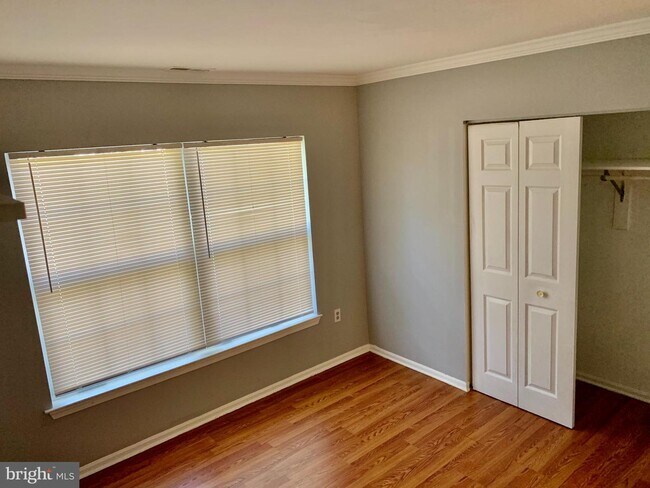 Foto del edificio - 2139 E Chestnut Ave