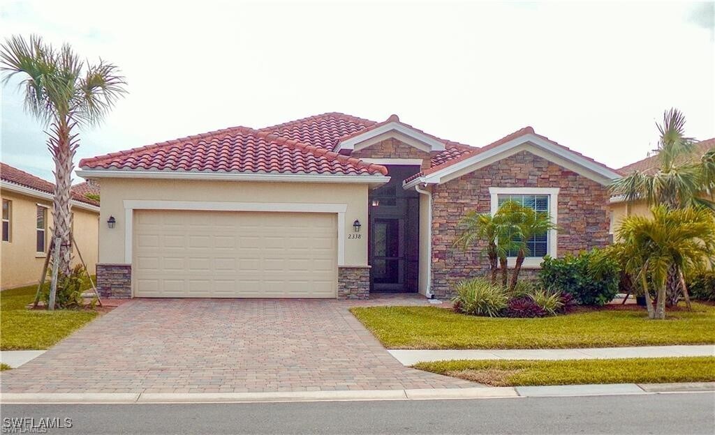 Foto principal - 2338 Heydon Cir E