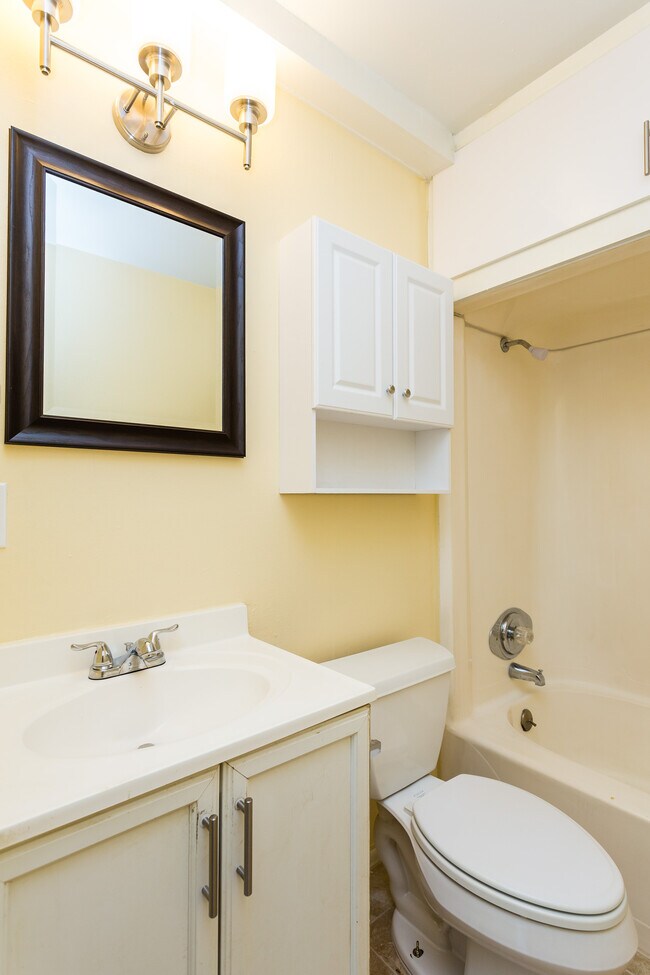 Foto del edificio - 2239 Bryan St