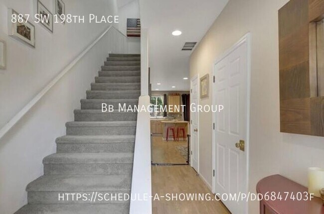 Building Photo - 887 SW 198th Pl