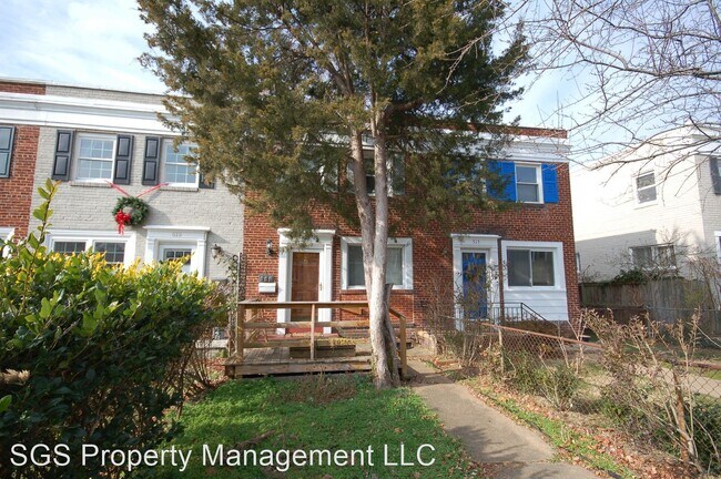Building Photo - 2 br, 1 bath House - 517 S Fayette St