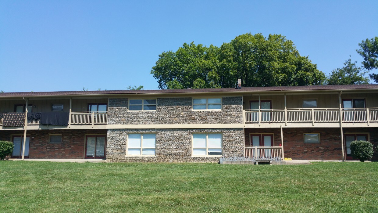 Foto del edificio - Creek Stone Village