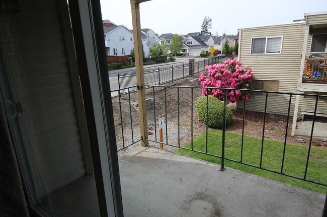 Foto del edificio - 307 128th St SE