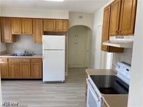 Foto del edificio - 2627 Caroline Ave