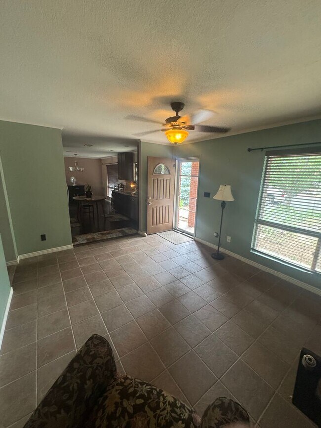 Foto del edificio - McMillan Mesa Home | Mt. Elden Views | Bac...