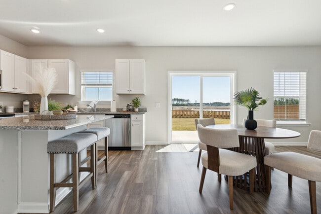 Building Photo - 455 Navona Dr