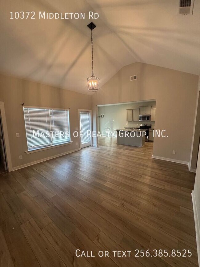 Foto del edificio - 10372 Middleton Rd